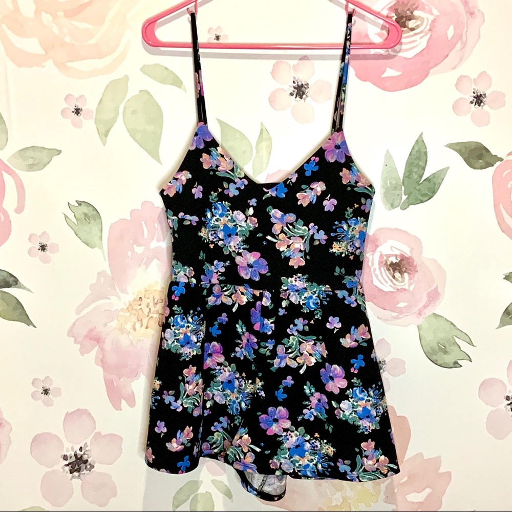Dereck Heart Romper Black Watercolor Floral M Cute - Picture 3 of 3